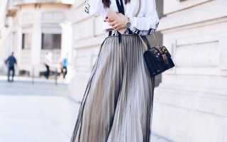 Плиссированная одежда — с чем носить модный look этого года